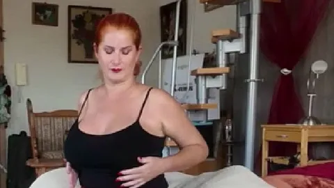 ich knete meine dicken Titten für Dich - in Zeitlupe