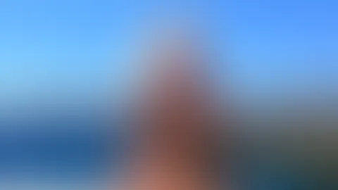 Ist noch jemand wach der sich um mich kümmern möchte?