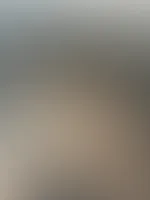 Und stell dir vor, du würdest mir gleichzeitig auf den Hintern klopfen :)