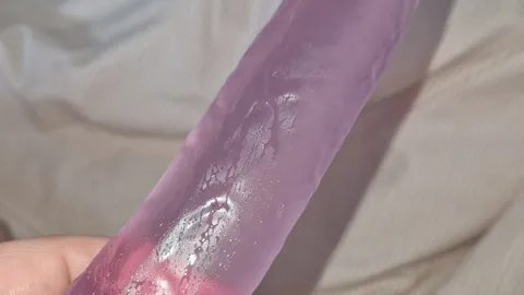 Ich besorge es mir selber und halte das ganze auf ein paar Schnappschüssen fest💦