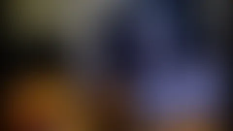 Kleine spielen in hotel