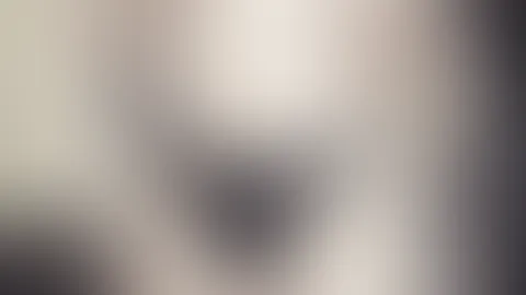Nur im schwarzen Tanga für dich 😈💦