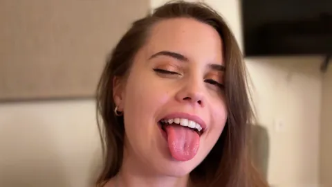 Klatchnass Vollgep**st in der Dusche!! Heißer Blowjob und F**ken!