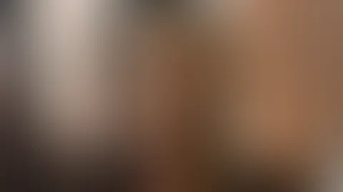 Na, worauf hättest du mehr Lust: ausziehen oder den String zur Seite schieben? 😉