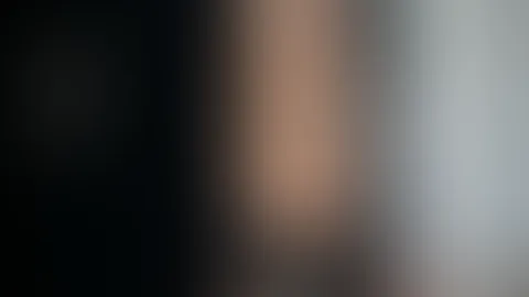 Wie wäre es mit einem Rollentausch? Du wirst meine Hündin sein... 😈