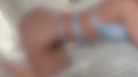 Hier mal ein paar meiner Dessous👅Das würde Ich mir an deiner Stelle nicht entgehen lassen😜