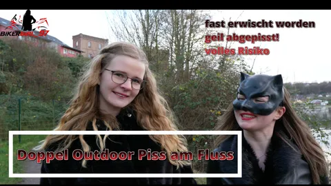Geiler Doppelp**s von 2 nassen F***en am Fluss