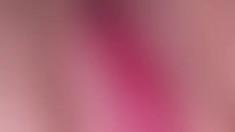Mhh Guck wie der Saft aus meiner P***y lĂ€uft mit dem Spielzeug zwischen den Lippen đŠ