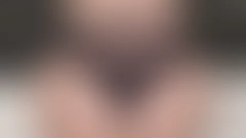Hab ein kleines Shooting gemacht. Willst du mehr davon sehen?đ
