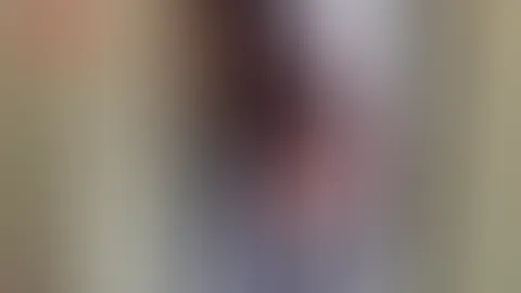 Manchmal bleibt einfach keine Zeit, die Tür richtig zu schließen... Zwischen Tür und Angel konnte ich einfach nicht widerstehen 🫣 der Moment war zu heiß, der Dildo zu verlockend! 🔥