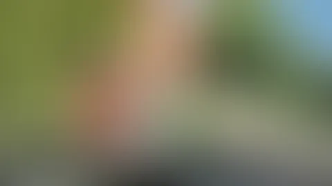 Er spritzte mir ins Gesicht und f**kte mich hart !!!!