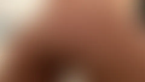 So komplett nackt auf dich setzen?đ
