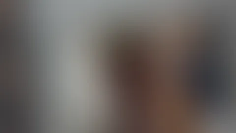 Autsch....🔥🔥kannst du mir beim eincremen helfen?🥵