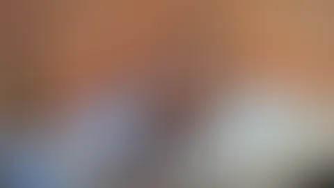 Eine Kerzenflamme bleibt nie gleich - sie ist immer Bewegung, Leben, Veränderlichkeit.