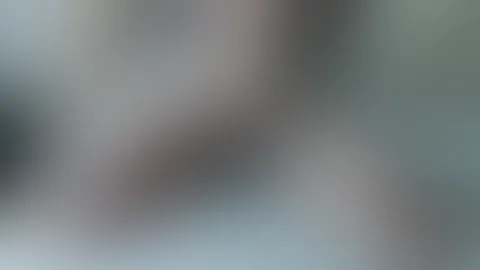 Reibe meine nasse F***e bis ich geil komme