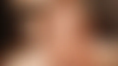 Wollen wir uns gemeinsam einen geilen Abend machen? đ€ mein BH ist schon weg und das Höschen gleich auch đđ€«