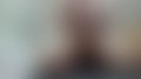 Heiße und geile Selbstbefriedigung im Badezimmer