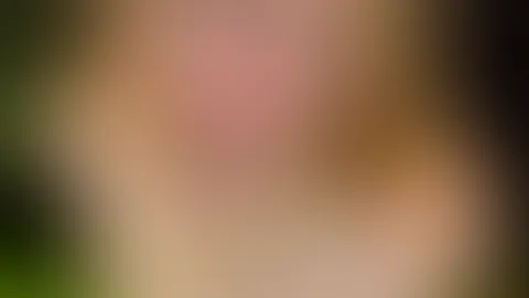 Vom Stranger auf dem Parkplatz ein mega Facial bekommen😈💦 So viel S****a das war richtig krass. Für Abonnenten kostenlos!