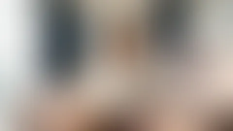 ☀️ Guten Morgen! Ich bin gerade erst aufgewacht und weiß noch nicht, was ich heute machen soll. Vielleicht hast du ja Lust, mitzukommen? 😘 Meine Follower wissen ja, dass die spannendsten Momente mein
