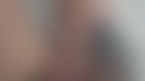 wenn ich aufwache.... berühre ich zuerst meine P***y 😻