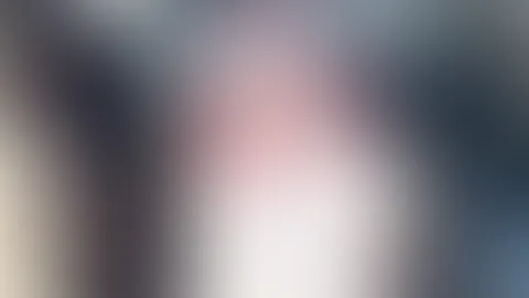 Kleine P**sabkühlung an einem heißen Tag :)