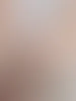 Meine geilen Titten eignen sich perfekt für einen Tittenf**k 😏, oder ziehst du meine P***y vor? 😘
