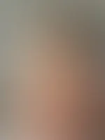 Heiße Nacktfotos mit und ohne Dildo und auf manchen Fotos habe ich nur einen String an 😉