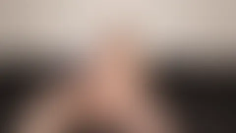 Türchen Nr. 9 wird natürlich gleich benutzt. Es wurde schon sehr heiß finde ich, so einen Vibrator hatte ich noch nicht und ich muss sagen er hat richtig Spaß gemacht. Schon nach kurzer Zeit bin ich t