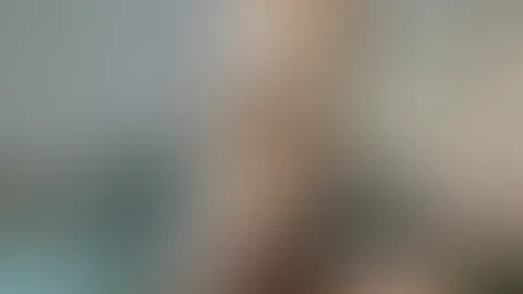 Ich warte auf ihn, um mir meine f***e zu stopfen 🤤