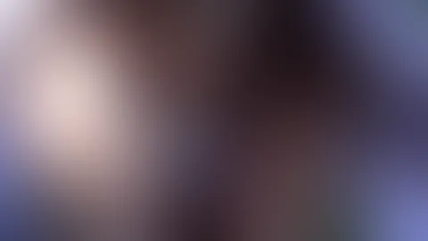 Ich zeige dir meine RIESIGEN SCHAMLIPPEN und werde fast erwischt! Ja bei dem tollen Wetter hält mich natürlich nichts drin... und so zieht es mich ins Feld und da zeige ich dir bei bestem Licht mein