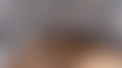 Na wolltest du mir schon immer mal unters Kleid schauen ? 😛