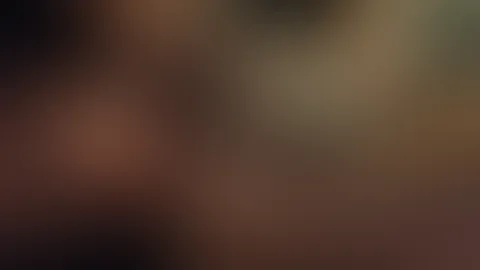 Die Raubkatze ist den ganzen Tag auf Jagd und erst abends wieder in ihrem Revier! Ich hoffe du zähmst mich dann ein wenig ;)