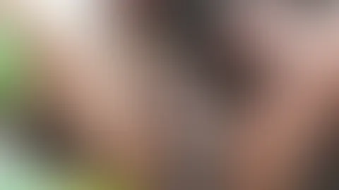 Mal wieder ein bisschen Fun im Innenhof…die Nachbarn sind entzückt 😅😜 Und Memo an mich selbst: Dildo mit Saugnapf hält nicht gut auf Beton😆(Video 1:58min)
