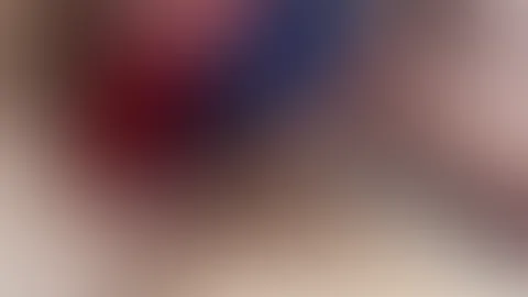 18 Jähriger User besorgt es mit mit Dildo Vibrator zeitgleich