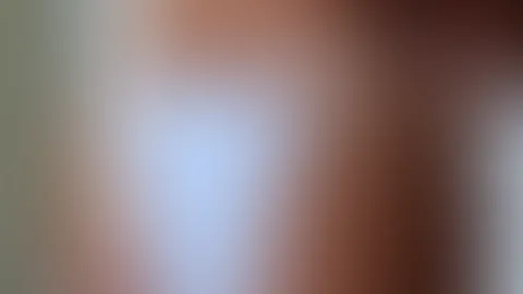 Wer geht mit mir so zu einem See oder Freibad? Oder doch ein Oberteil Anziehen?
