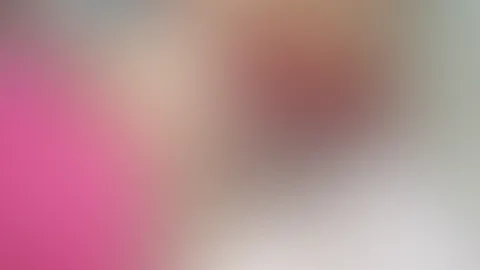 Guten morgen ein geiles P***y Paket nur für dich! 🫶😘 Du bist meiner feuchten, geilen P***y so nah, wie schon lange nicht mehr!💦🤤 Darf ich mich kurz, breitbeinig auf dein Gesicht setzen? 😮‍💨💦 …i