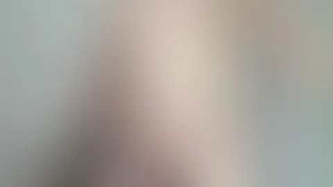 Spontan Blowjob in der Dusche