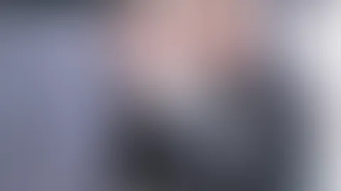 Krass! Er hat einfach meinen Hals und P***y öffentlich gef**kt