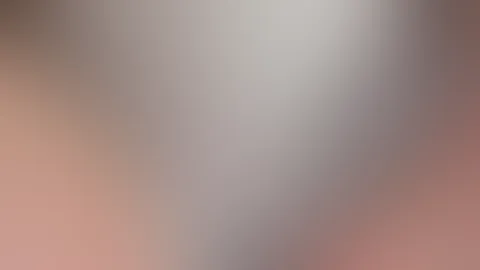 Nervös & geil – Mein Debüt-Video (Solo mit Dildo)