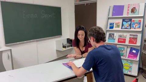 Ist das nicht verboten?! Nachhilfe für JUNGF**KER im Klassenraum!