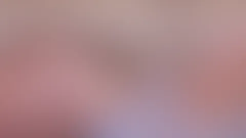 Kommst du mit in die Badewanne? Dann kannst du meine Titten etwas Einseifen 😉