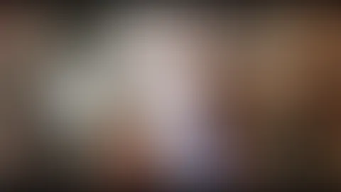 Schön inteniv den Dildo b****n! 😍 Stelle dir vor, es wäre dein S*****z 😘