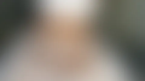 Magst du Rollenspiele? Lass uns spielen😘... Ich liebe Dirty Talk, ich liebe es, mich auszuziehen und ich liebe es, wenn du mir schmutzige Aufgaben gibst🫣... Möchtest du ein personalisiertes Video (f
