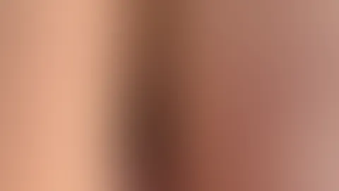 Pralle Grüße 🍑…Heute heißt es nochmal bis 20Uhr arbeiten vor dem Feiertag und damit der Tag erträglicher wird 😈 hab ich mir den Lush natürlich gegönnt und hoffe ihr versüßt mir meine Schicht von 12-