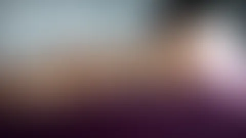 Habe es mir neben einen Bekannten selbst besorgt !