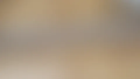 Vor dem Spiegel gesquirtet