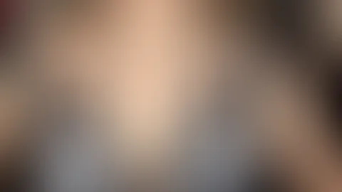 Slo-mo Titten auspacken đ