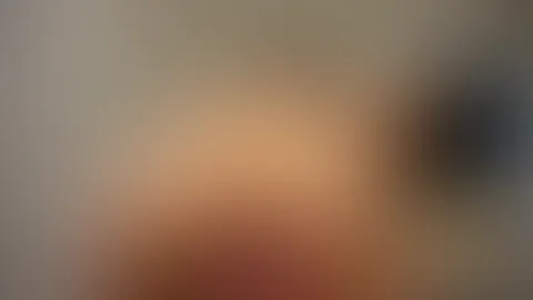 Hi babe, schon mein neustes Video "Solo Orgasmus im Badezimmer" gesehen ? 😜