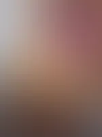 Du bist wie eine Konstante in meinem Leben, die mich immer zum Lächeln bringt, egal wie mein Tag verläuft.