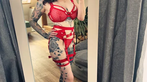 Hot red season